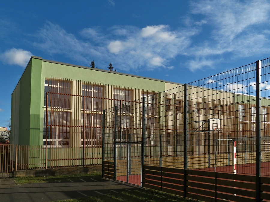 Sportovní areál a tělocvična